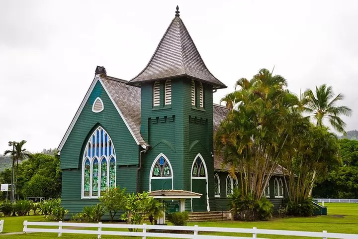 Best Kauai Northeast, Fern Grotto River Cruise & Lighthouse Tour