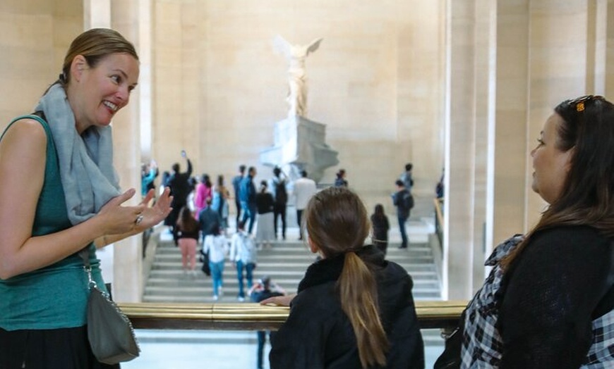 Image 4: Paris: Visite privée du musée du Louvre avec prise en charge à l'hôtel