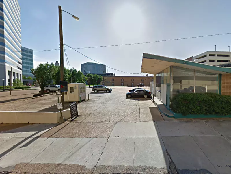 Parking at Lamar Lot