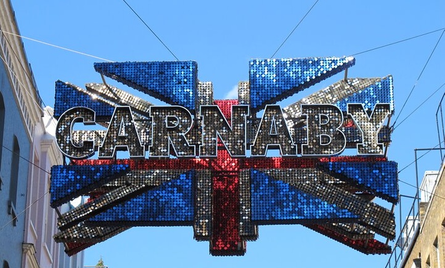 Image 3: Taylor Swift London Boy Walking Tour