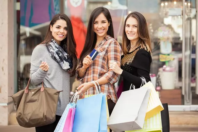 Private Full-Day Trip From to Wrentham Village Premium Outlets From Boston - Primary Image