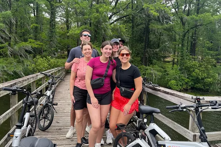 2-Hr, 45 Min Tour de Wilmington E-Bike Tour/Sightseeing/History