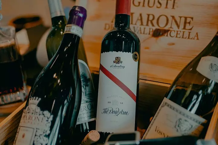 Self-Guided Bar Hunt: Go All Out in Greenville