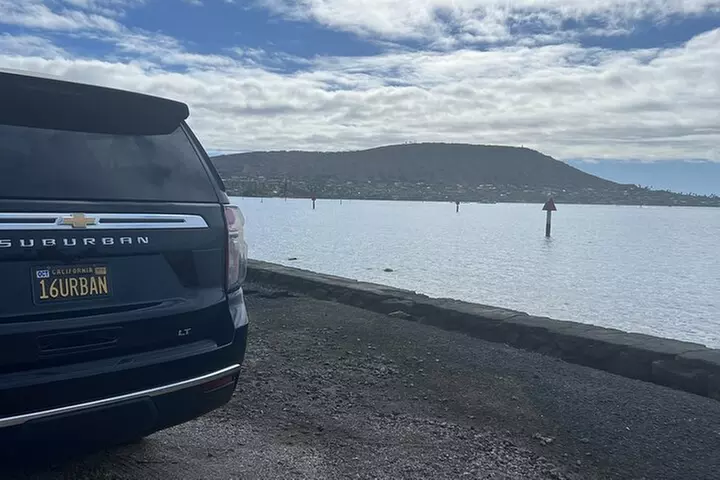 Oahu Uncovered: Full Island Tour with a Local Guide
