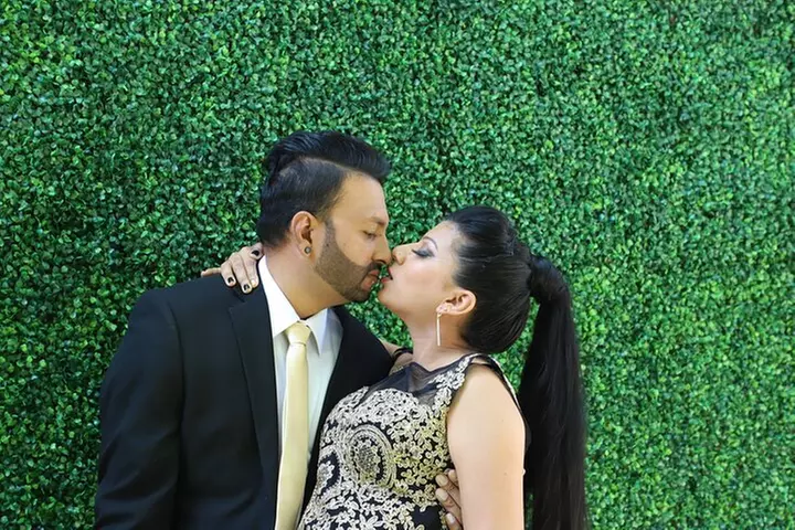Las Vegas Wedding at Paradise Wedding Chapel