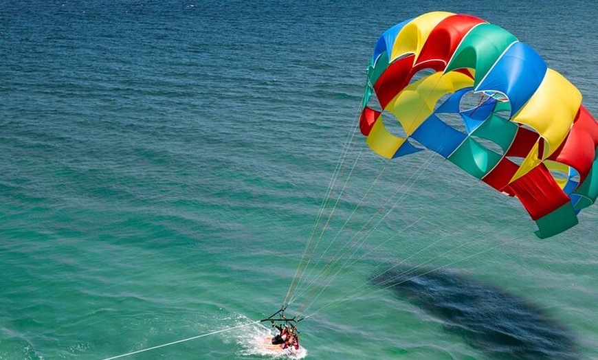 Image 5: Parasailing Experience departing Cavill Ave, Surfers Paradise