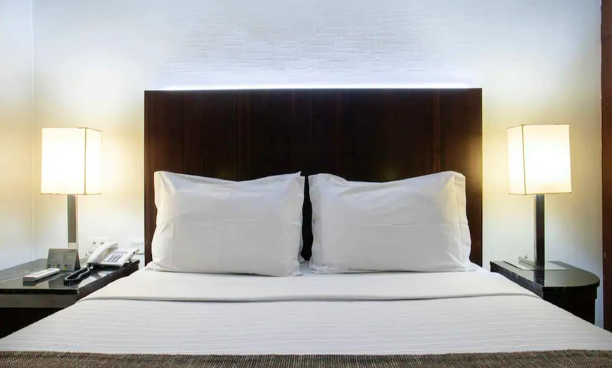 Image 2: ✈ BRASILIEN | Rio De Janeiro - Orla Copacabana 4*, 5 Nächte - Direk...