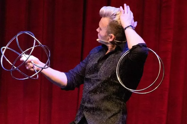 Escape Reality Branson Magic Dinner Show