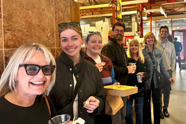 Cincy Brunch History and Streetcar Tour with Riverside Food Tours