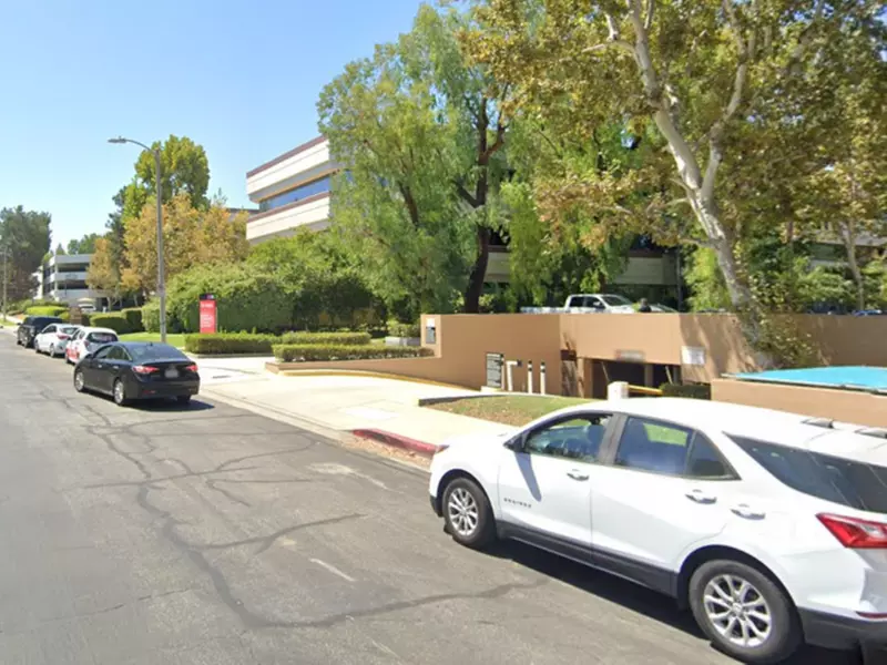 Parking at 21800 Burbank Blvd. Garage - Primary Image