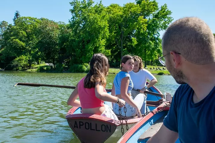 Visite personnalisée en famille à Paris : journée adaptée aux enfants avec guide privé - Primary Image