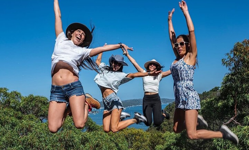 Image 2: Sydney: Ku-ring-gai Chase National Park with Hike, Swim, Picnic