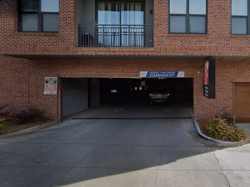 Parking at 320 W. Magnolia Ave. Garage