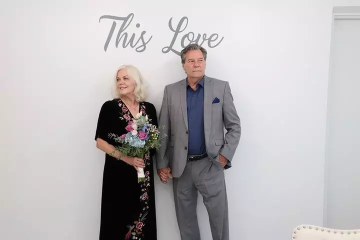 Las Vegas Wedding at Paradise Wedding Chapel