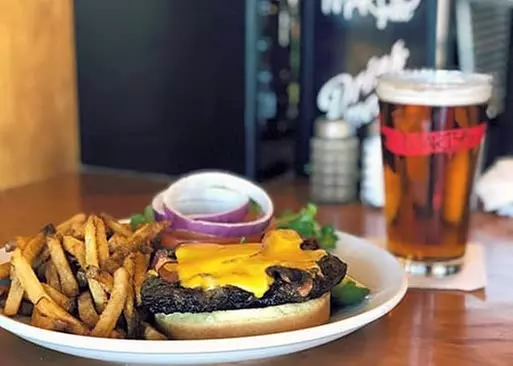 5% Cash Back at Marty's Grill