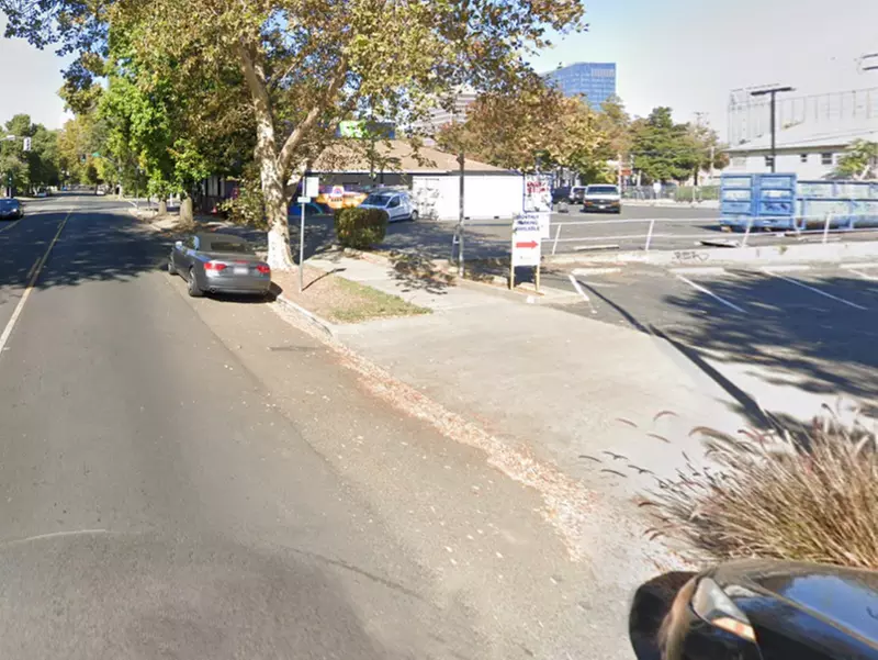 Parking at Ironside Lot - Primary Image