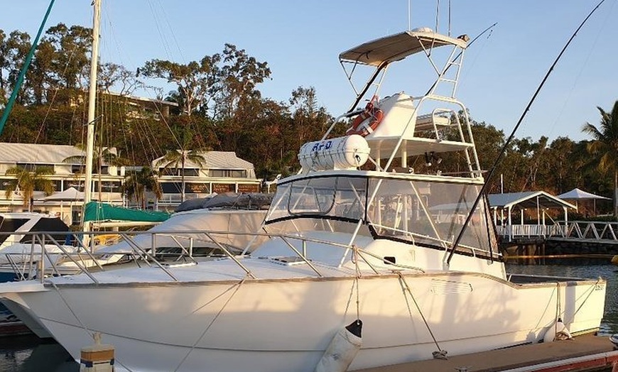 Image 3: Full Day Fishing Charter Airlie Beach Whitsundays