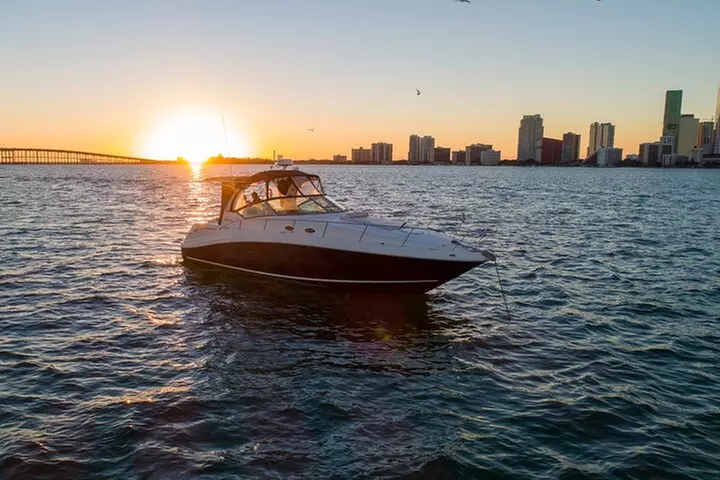 Miami: 2 Hour Private Yacht Cruise