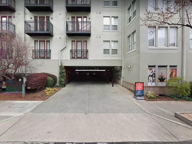 Parking at Biltmore at Midtown Apartments - Deck A Garage