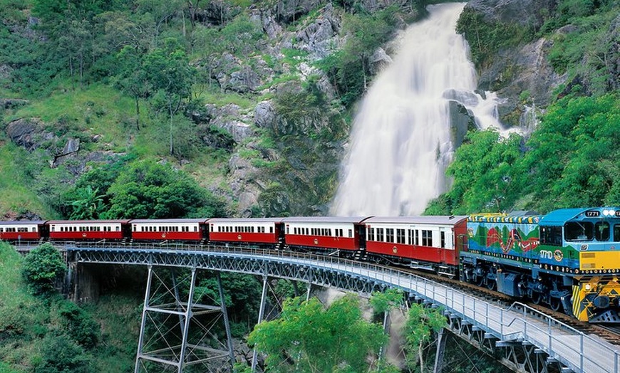 Image 3: Kuranda Village, Army Duck Tour with Train and Skyrail (KDB)