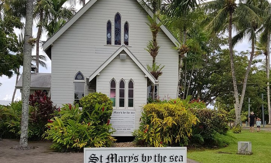 Image 12: Port Douglas Sunday Markets Day Tour