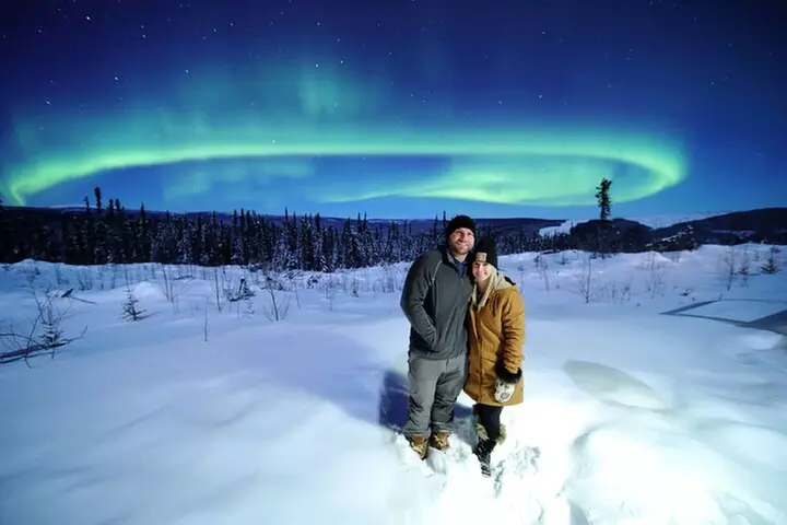Best Northern Lights Aurora Adventure FREE Portraits & Hot Pizza