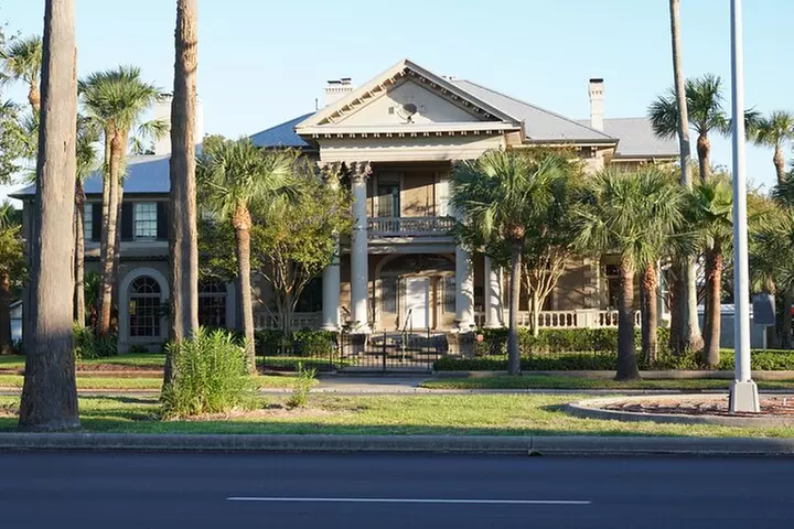 Galveston Sightseeing Tour from Houston