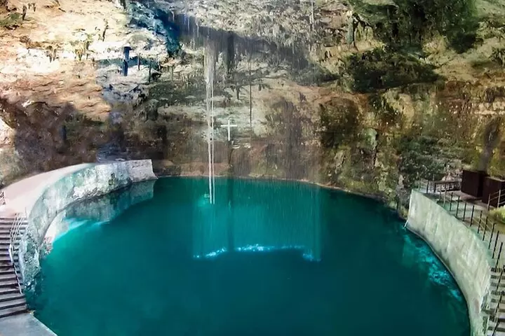 Chichen Itza Ruins, Cenote Ikkil & Hubiku, Valladolid and Buffet