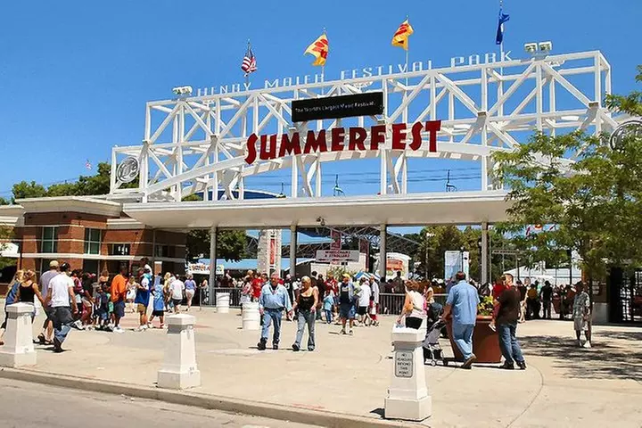Discover Iconic Milwaukee Tour