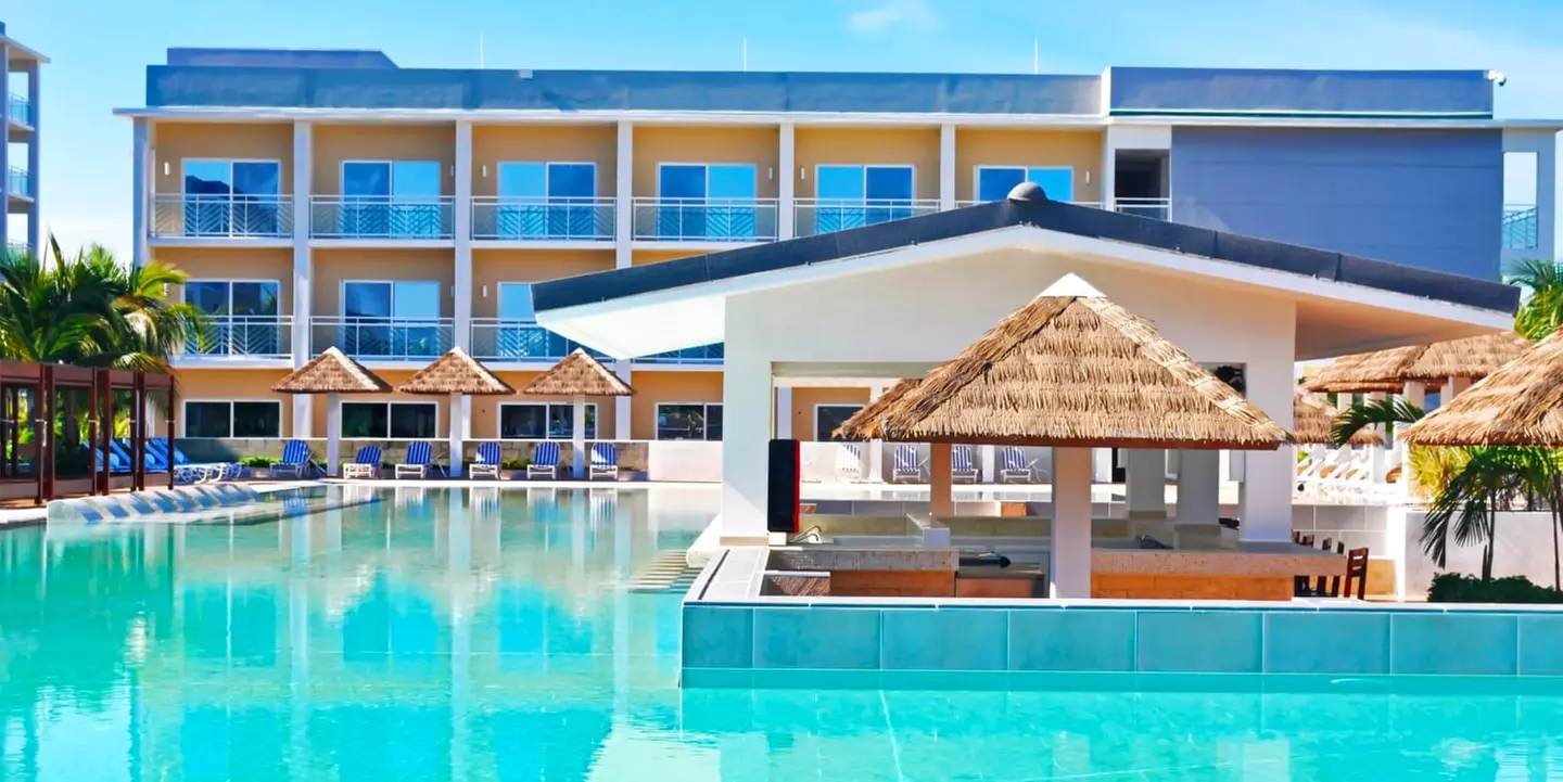 ✈ KUBA | Cayo Santa Maria - The One Gallery Hotel 4*, 5 Nächte - Ideal für Familien - Primary Image