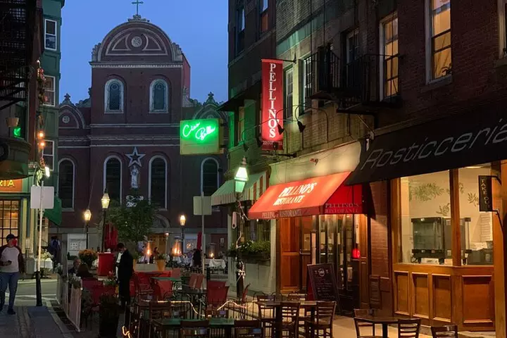Self Guided "The North End Pizza, Cannoli and Picnic" Solo Walking ...
