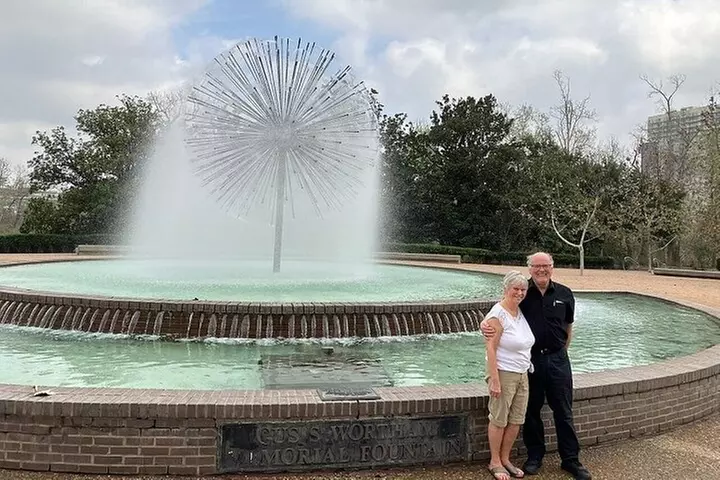 Private City Tour of Houston 3-hr Air-Conditioned Van Tour