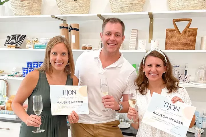 Create a Custom Perfume or Cologne in Charleston, SC: Mix & Match