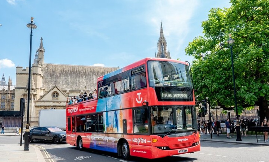 Image 1: London Hop-On Hop-Off Pass 24 Hours with Live Tour Guide