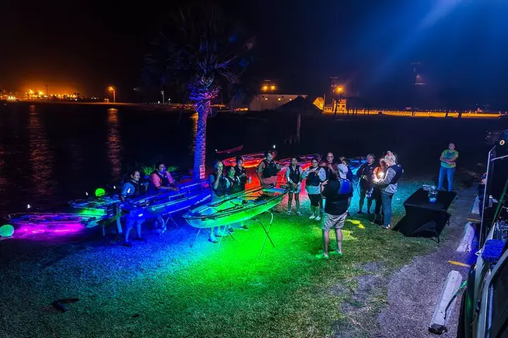 Glowing Kayak Tour Rockport - Little Bay