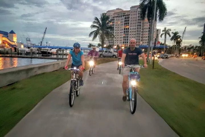 Downtown WPB and Palm Beach Private Bicycle Tour - Primary Image