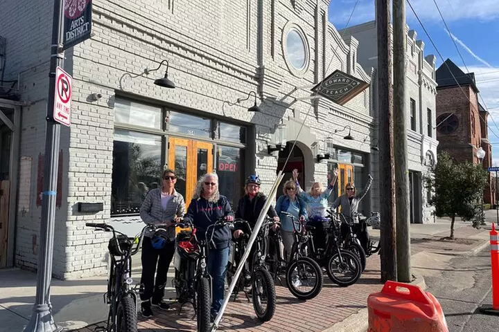 THE Wilmington History, Haunts & Breweries E-Bike Tour (4 hr) - Primary Image