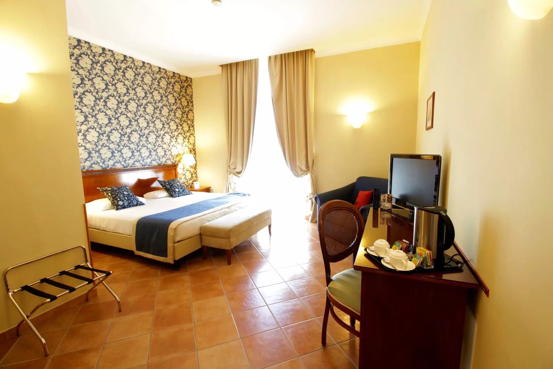✈ ITALIEN | Neapel - Hotel Nuvò 4*, 2 Nächte - City Trip