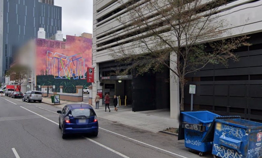 Image 1: Parking at 650 O'Keefe Ave. Garage - P373