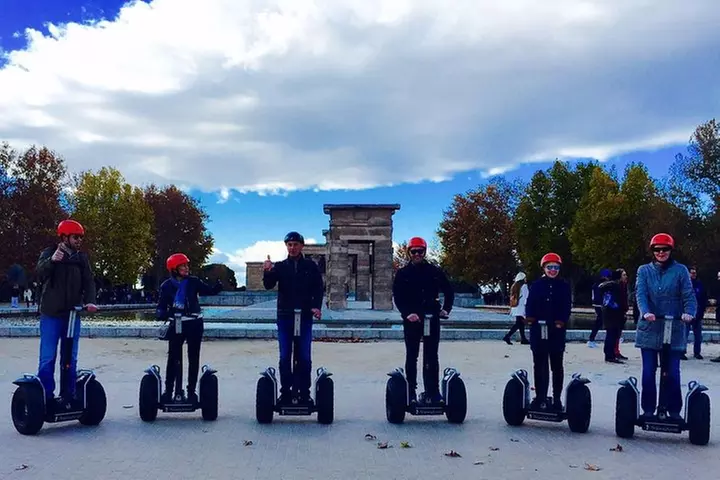 Tour Privado en Segway por el Centro Histórico de Madrid