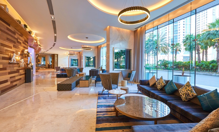 Image 15: ✈ EMIRATS ARABES UNIS | Dubaï - Media One Hotel 4* - Piscine extéri...