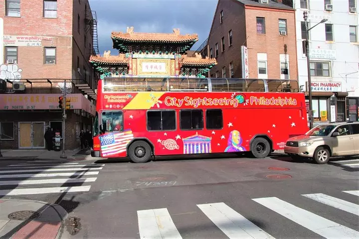 Double Decker Hop-On Hop-Off City Sightseeing Philadelphia (1, 2, o...