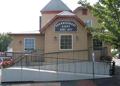 5% Cash Back at Cherry Street East