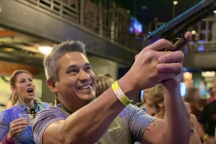 Guided Pub Crawl Walking Tour of Downtown Nashville