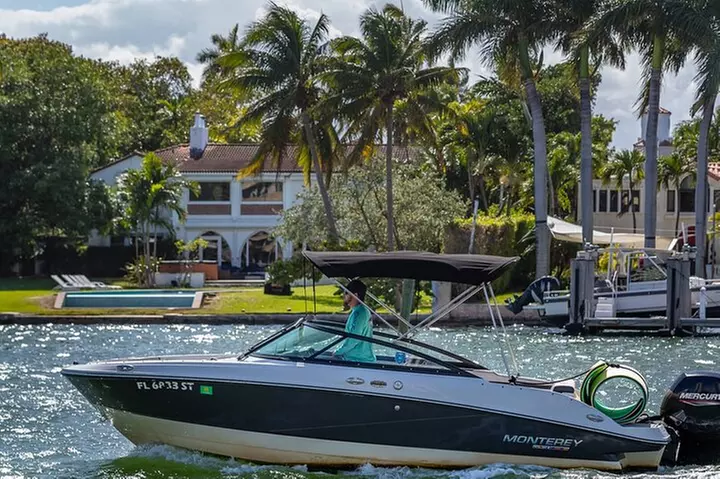 Miami: Private Boat Rental with Captain, Sandbars, and More