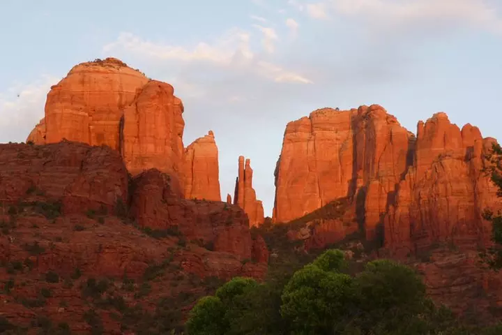 Private 2-Hour Sedona Bell Rock or Cathedral Vortex Journey & Medit...