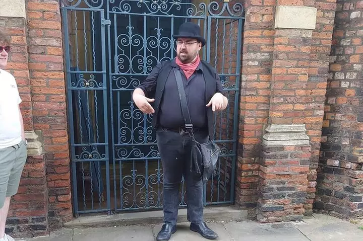 Shadows of York: Ghost Walk and Horrible History.