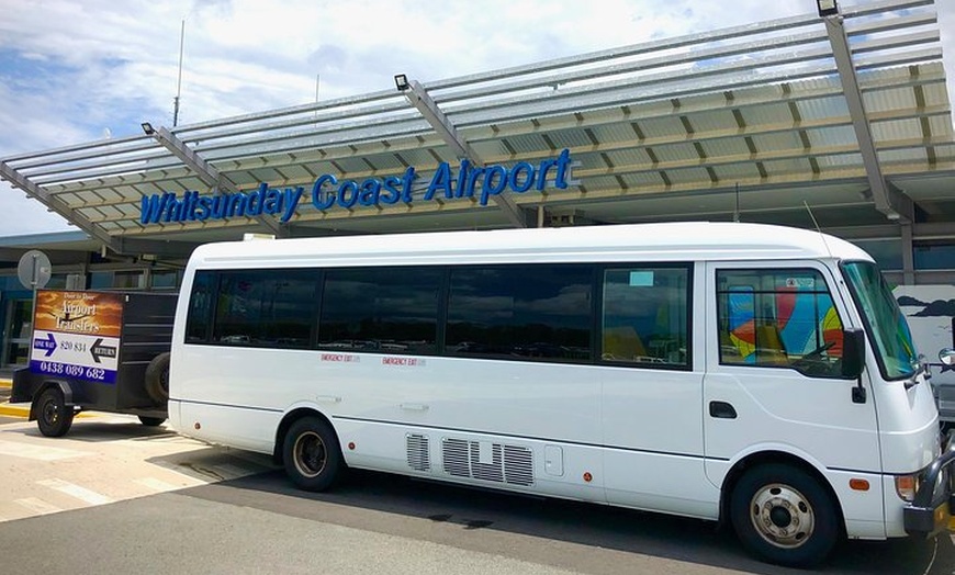 Image 1: Shuttle from Airlie beach to Proserpine airport