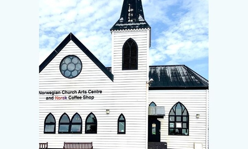 Image 3: The Ultimate Cardiff City Tour