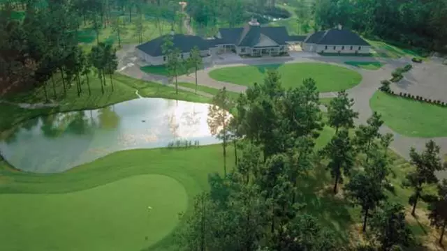 Online Booking - Round of Golf at Crown Park Golf Club - Primary Image